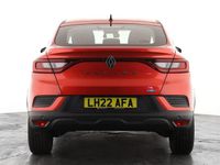 Begagnad Renault Arkana Iconic 145 HK (106 kW) 2022 Röd SUV
