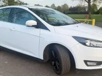 Usado Ford Focus Titanium 125 HP (91 kW) 2015 Branco Citadino