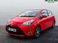 Used Toyota Yaris 111 HP (81 kW) 2018 Red Hatchback