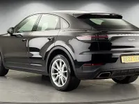 Używany Porsche Cayenne 340 KM (250 kW) 2022 Czarny SUV