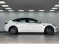 Usado Tesla Model 3 77 kW (106 HP) 2020 Branco Sedan