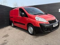 Used Peugeot Expert 90 HP (66 kW) 2014 Red Van