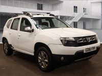 Used Dacia Duster Lauréate 110 HP (80 kW) 2016 White SUV