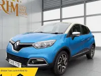 Used Renault Captur Dynamique 90 HP (66 kW) 2015 Blue/cream SUV