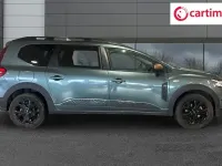 Używany Dacia Jogger Extreme 140 KM (102 kW) 2025 Zielony Minivan