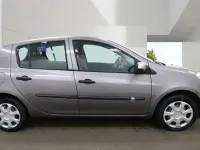 Second-hand Renault Clio II 75 CP (55 kW) 2011 Gri Hatchback