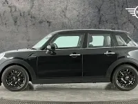 Used Mini Cooper Classic 134 HP (98 kW) 2022 Black Hatchback