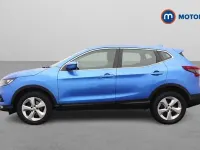 Used Nissan Qashqai Acenta Premium 140 HP (102 kW) 2019 Blue SUV