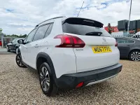 Used Peugeot 2008 Allure 80 HP (58 kW) 2018 White SUV