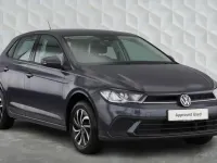 Usado VW Polo Life 95 HP (69 kW) 2024 Cinzento Citadino