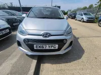 Käytetty Hyundai i10 SE 66 HP (48 kW) 2017 Hopea Viistoperä