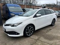 Used Toyota Auris Hybrid Design 2016 White Estate