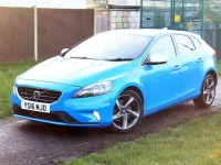 Käytetty Volvo V40 R-Design 2016 Sininen Viistoperä