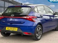 Używany Hyundai i20 SE 101 KM (74 kW) 2023 Niebieski Hatchback