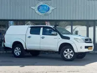 Second-hand Toyota HiLux 2011 Alb Pickup