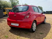 Begagnad Hyundai i20 Active 2014 Röd Halvkombi