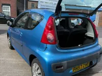 Used Peugeot 107 68 HP (50 kW) 2007 Blue Hatchback