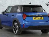 Używany Mini Cooper Hatch 113 kW (154 KM) 2025 Niebieski Hatchback