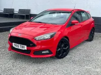 Used Ford Focus ST 185 HP (136 kW) 2015 Red Hatchback