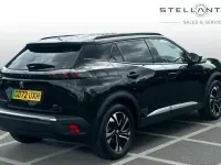 Używany Peugeot e-2008 GT 98 kW (134 KM) 2023 Niebieski SUV