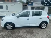 Used Dacia Sandero Ambiance 75 HP (55 kW) 2013 White Hatchback
