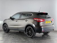 Used Nissan Qashqai Tekna 116 HP (85 kW) 2017 Bronze SUV