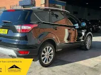 Begagnad Ford Kuga Titanium 150 HK (110 kW) 2020 Svart SUV
