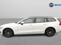 Used Volvo V60 Momentum 163 HP (119 kW) 2021 White Estate