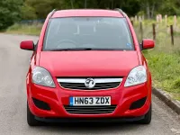 Używany Vauxhall Zafira 120 KM (88 kW) 2014 Czerwony Minivan