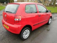 Begagnad VW Fox 2006 Halvkombi