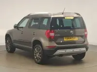 Used Skoda Yeti SE 110 HP (80 kW) 2014 Brown SUV
