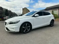 Used Volvo V40 R-Design 115 HP (84 kW) 2014 White Hatchback