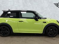 Usado Mini Cooper Hatch 134 CV (98 kW) 2023 Amarillo Utilitario