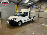 Używany Fiat Doblò 105 KM (77 kW) 2021 Biały Minivan