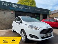 Usado Ford Fiesta Zetec 2016 Branco Citadino