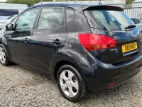 Used Kia Venga 125 HP (91 kW) 2011 Black Hatchback