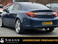 Used Vauxhall Insignia SRi 195 HP (143 kW) 2015 Blue Hatchback