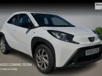 Used Toyota Aygo X PURE 72 HP (52 kW) 2025 White SUV