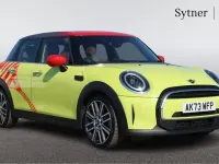 Used Mini Cooper Exclusive 134 HP (98 kW) 2023 Yellow Hatchback