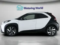 Used Toyota Aygo X 71 HP (52 kW) 2023 White SUV
