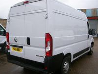 Used Vauxhall Movano 140 HP (102 kW) 2022 White MPV