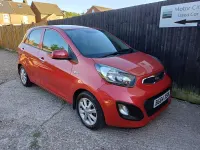 Used Kia Picanto 68 HP (50 kW) 2014 Red Hatchback