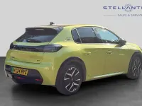 Used Peugeot e-208 GT 113 kW (154 HP) 2024 Yellow Hatchback