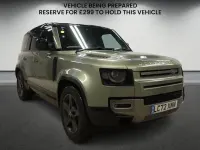 Usado Land Rover Defender SE Dynamic 300 HP (220 kW) 2022 Verde SUV