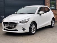 Begagnad Mazda 2 2018 Vit Halvkombi