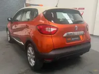 Usado Renault Captur Dynamique 90 CV (66 kW) 2015 Naranja SUV