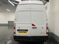 Used Renault Master 135 HP (99 kW) 2024 White MPV