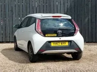 Used Toyota Aygo X-play 68 HP (50 kW) 2017 White Hatchback