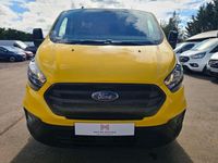 Usado Ford Transit Custom S 105 HP (77 kW) 2022 Amarelo Van