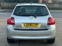 used Toyota Auris 1.6 VVTi TR 5dr MM